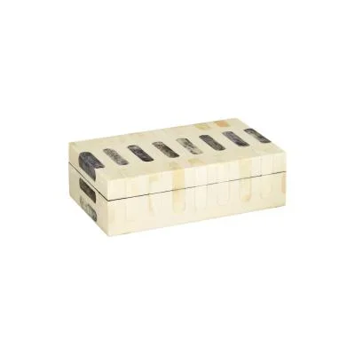 Container8234217