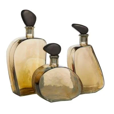 Decanters, Set of 32698169