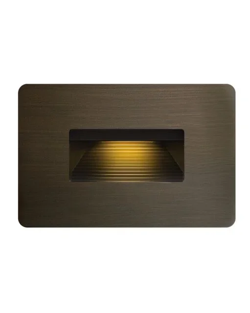Luna Hardy Island 120V LED Horizontal Step Light