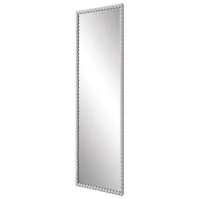 Mirror2024779