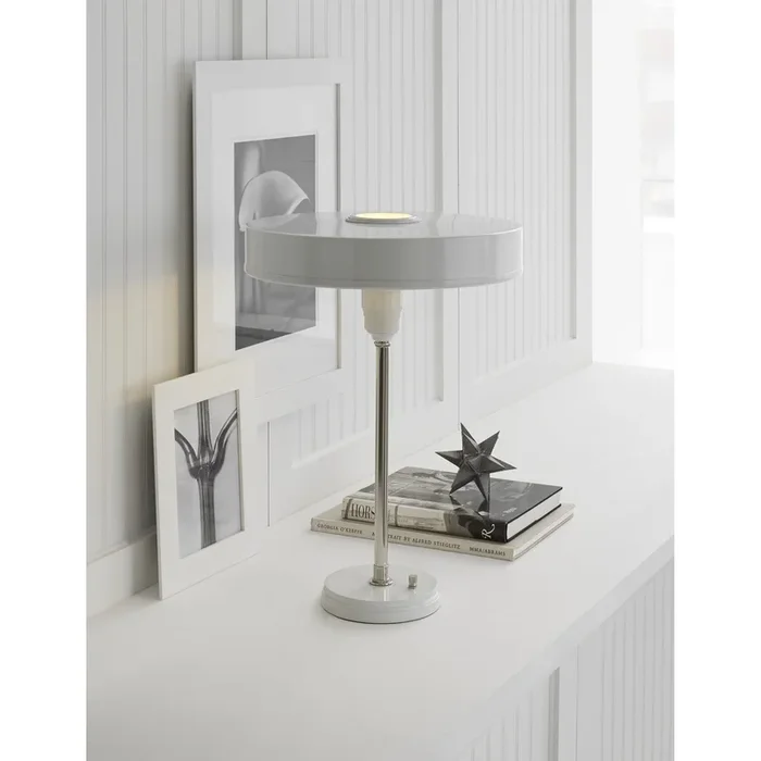 Thomas O’Brien Carlo Table Lamp in Polished Nickel and Antique White W15.5″ x H21″TOB 3190PN/WHT