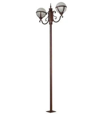 Two Light Street Lamp2122380